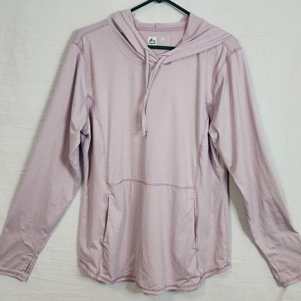 Active Wear Hooded Pullover
